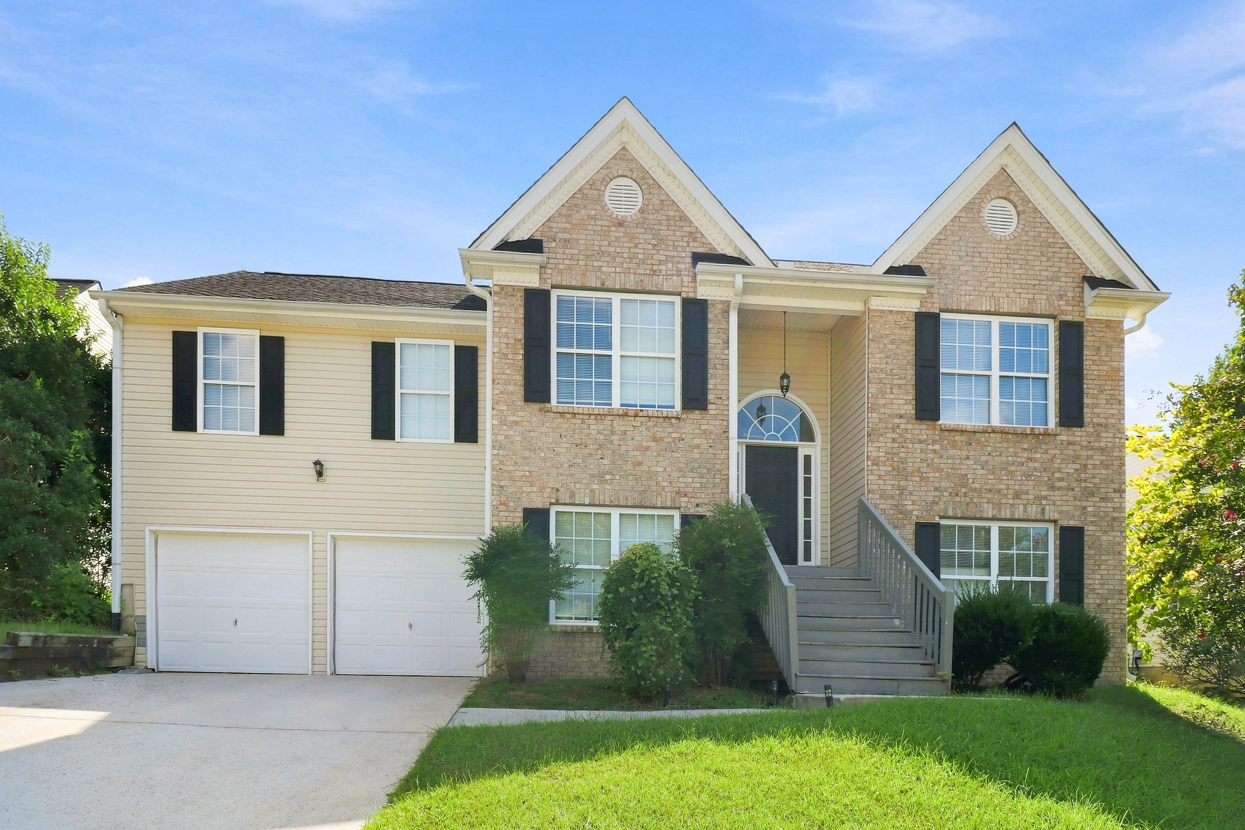 115 West Skyline View Dallas, GA 30157